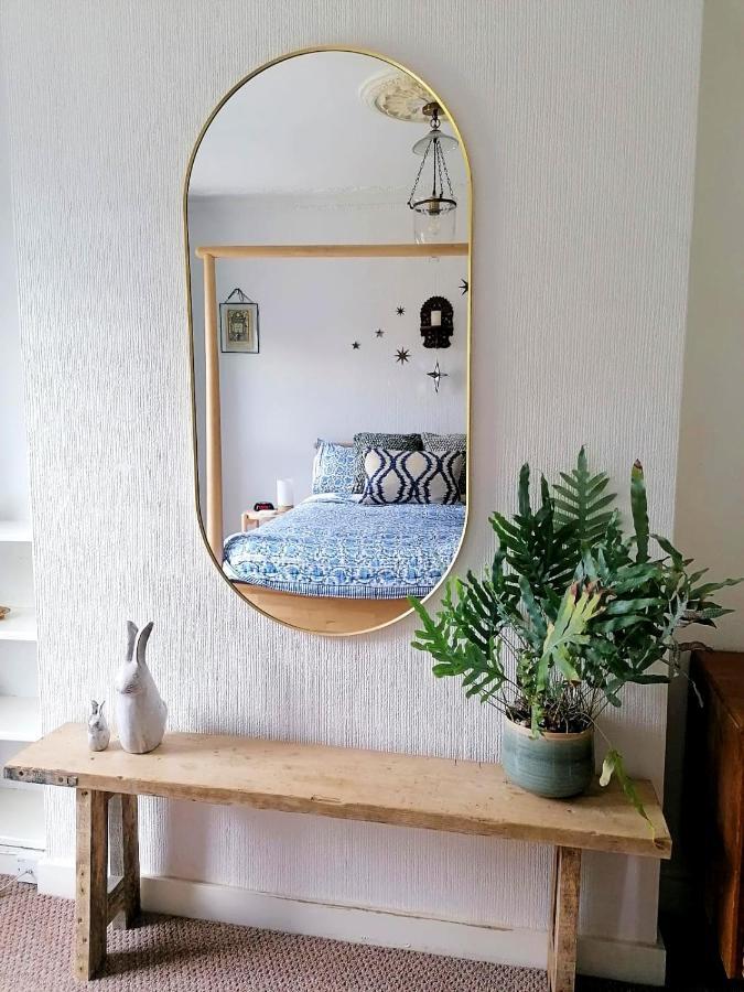 Unique City Centre House With Log Burner & Courtyard NWI Kültér fotó